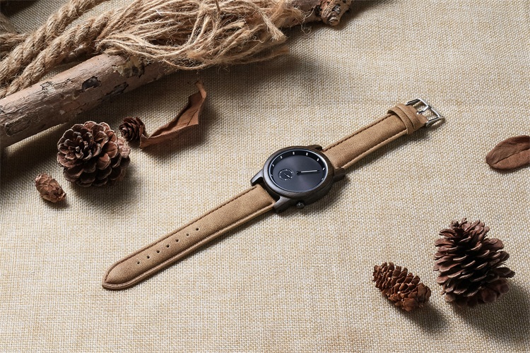 OEM Csutom Black Sandalwood Leather Wood Watches Men